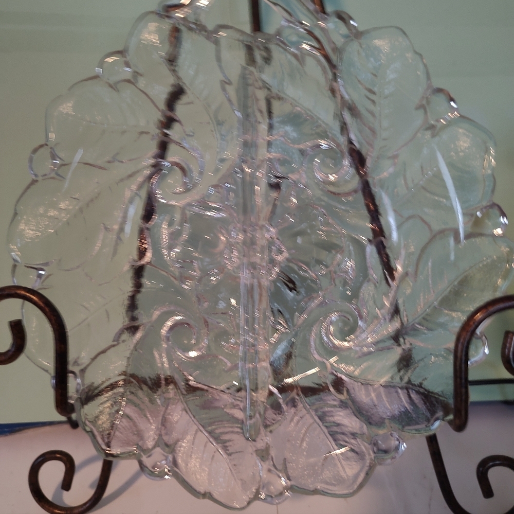 Indiana Glass Company "Wild Rose" Divided Relish Dish